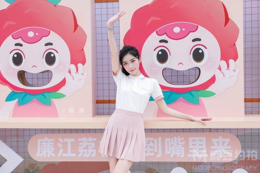 校园模特