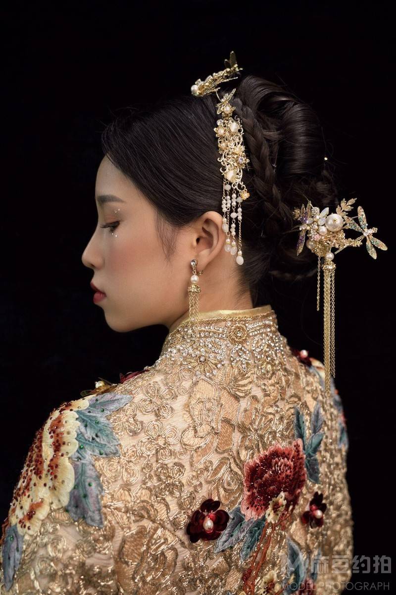 妆容模特