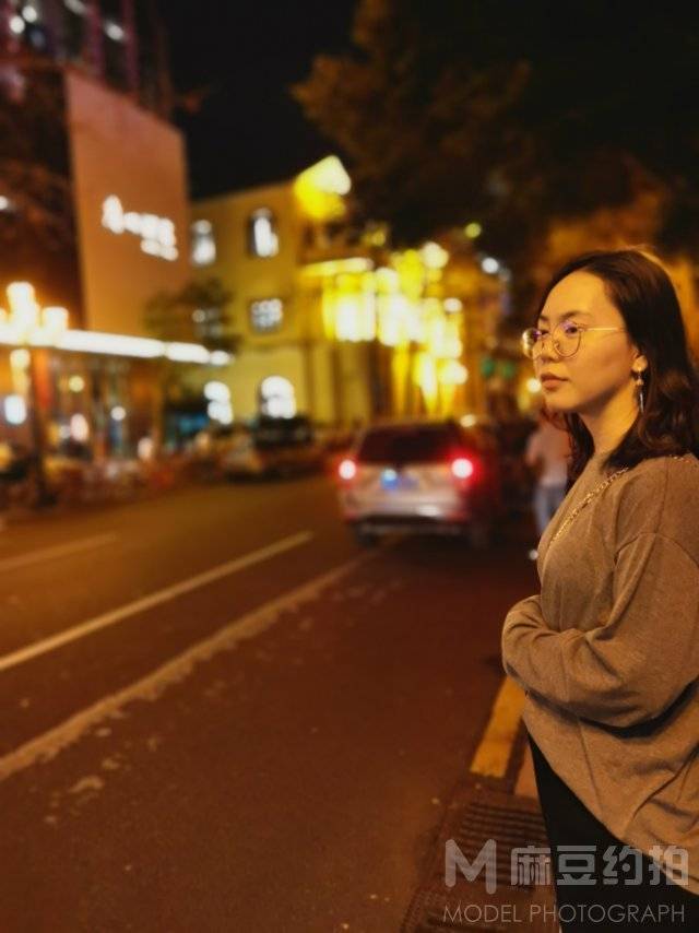 夜景模特