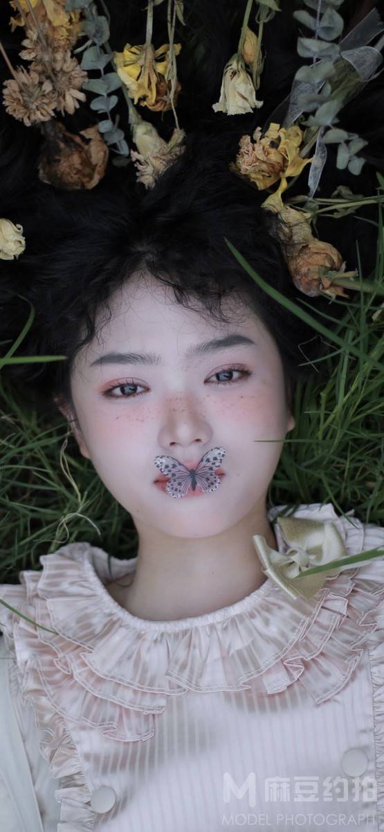 妆容模特