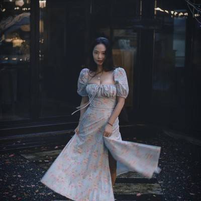 宝丽来模特