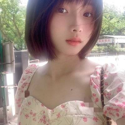 黑白模特