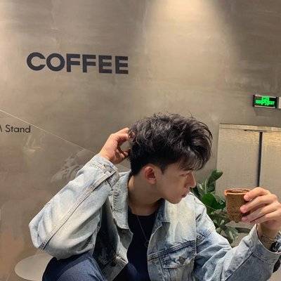 黑白模特