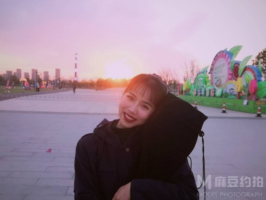 校园模特