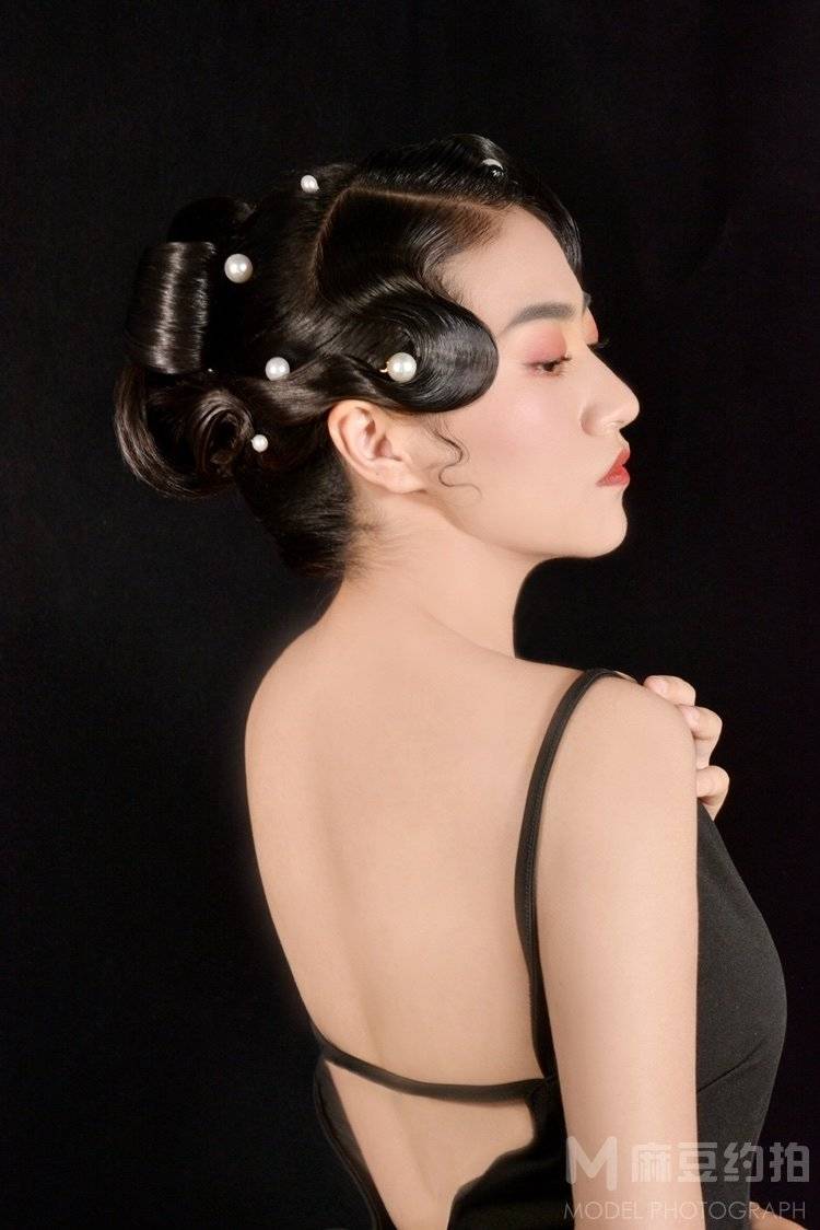 妆容模特