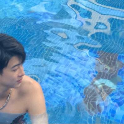 黑白模特