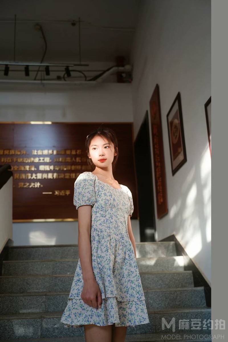 校园模特