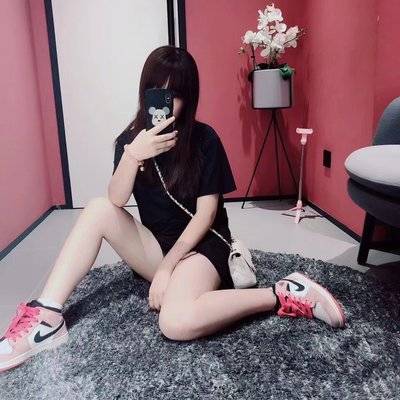 黑白模特
