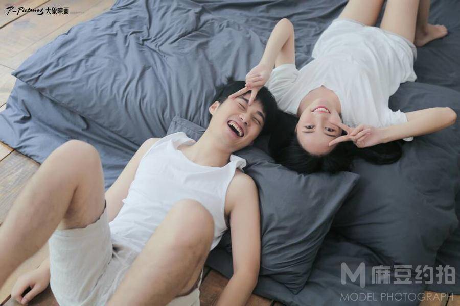 情侣模特