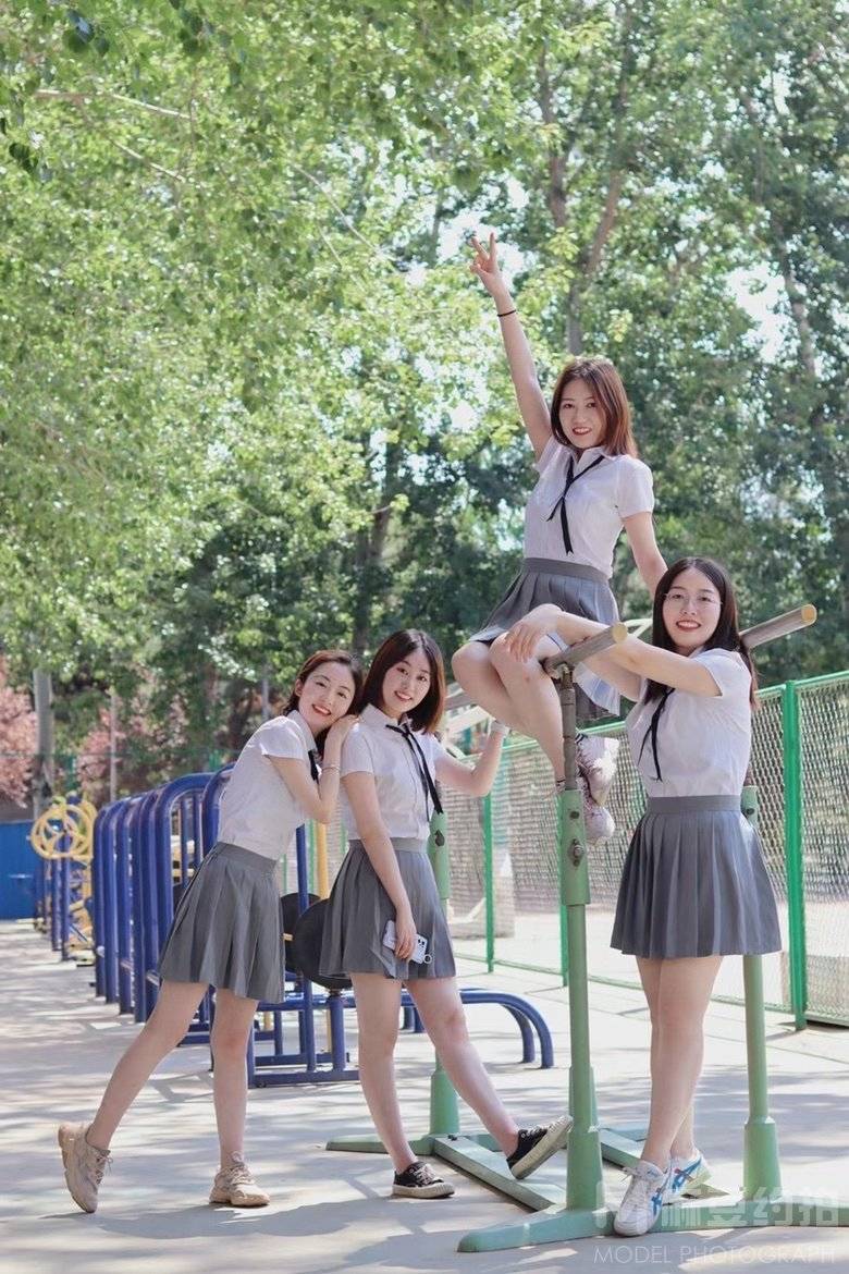 校园模特