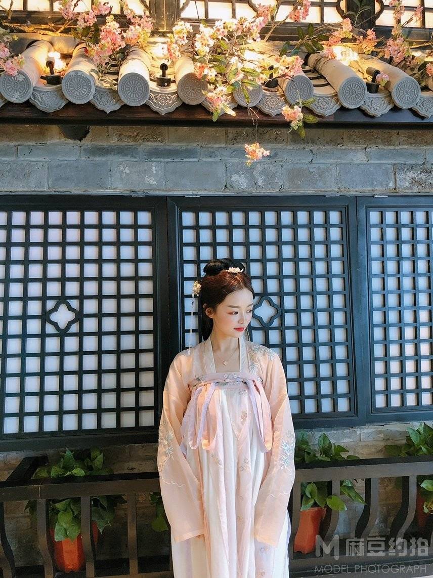 民国模特