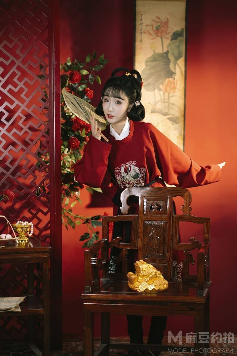 汉服模特