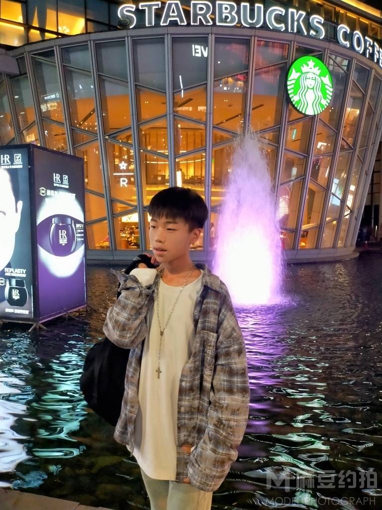 夜景模特