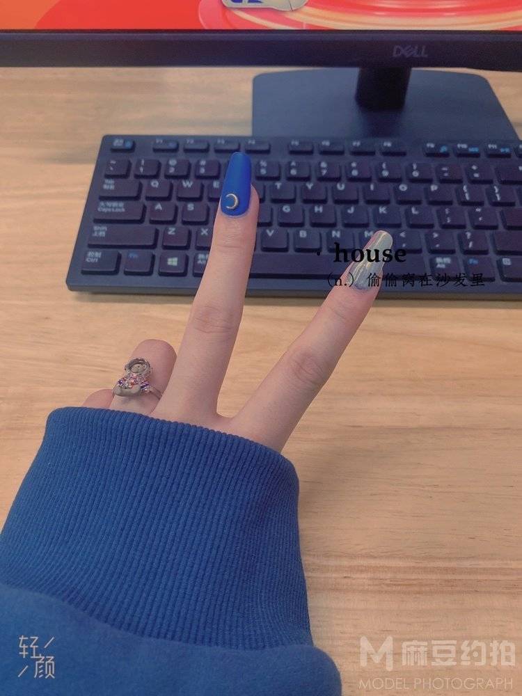 黑白模特