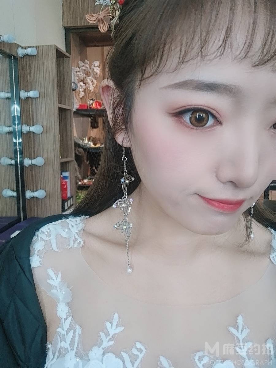 妆容模特