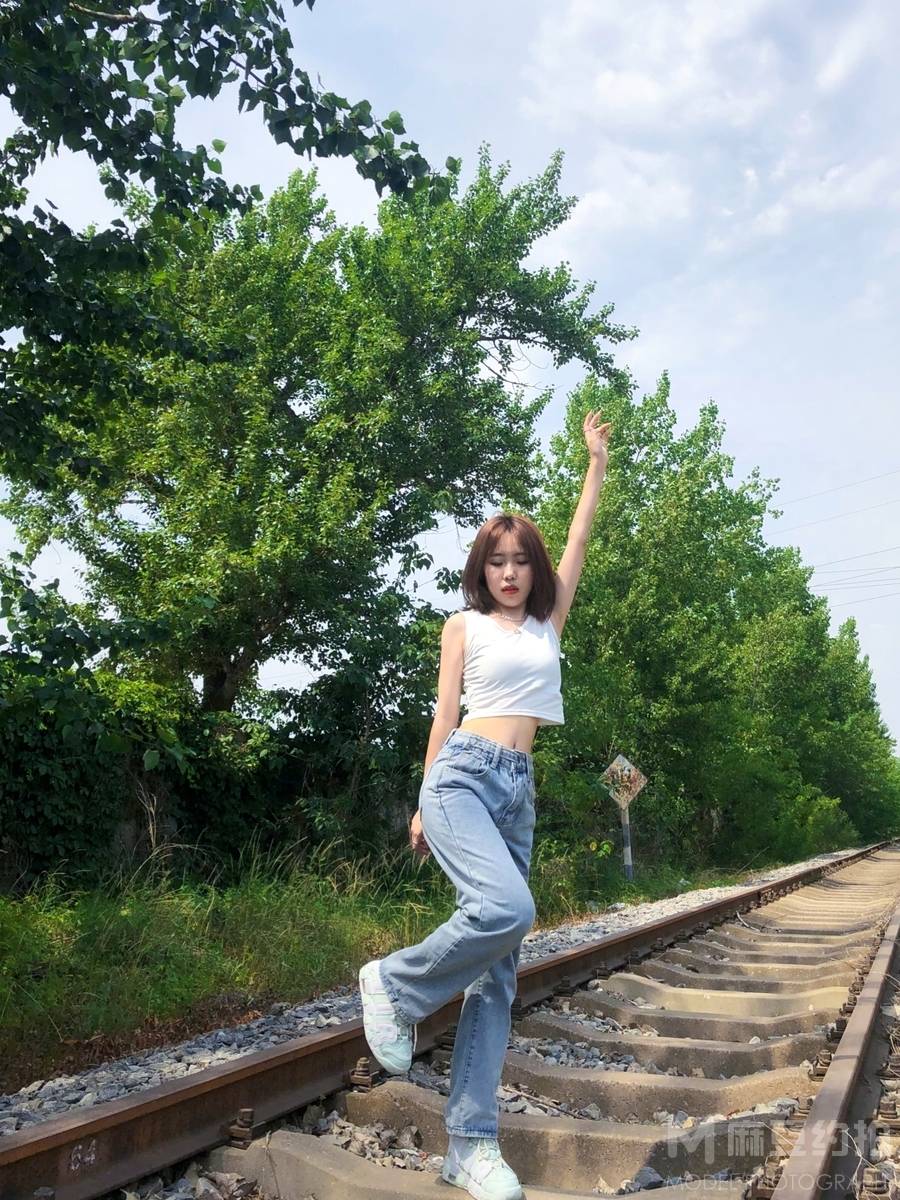 清新模特
