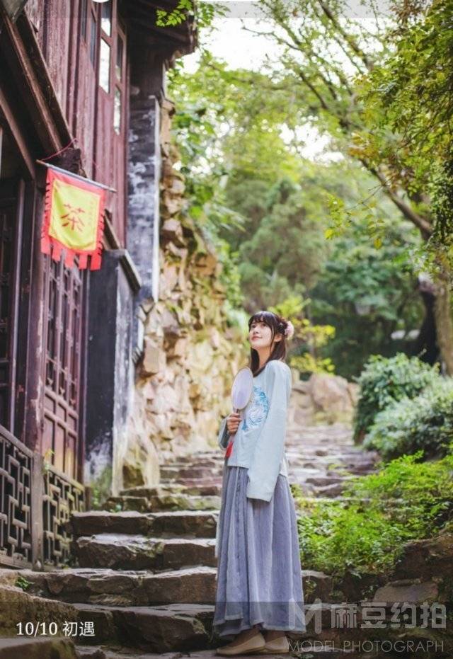 汉服模特