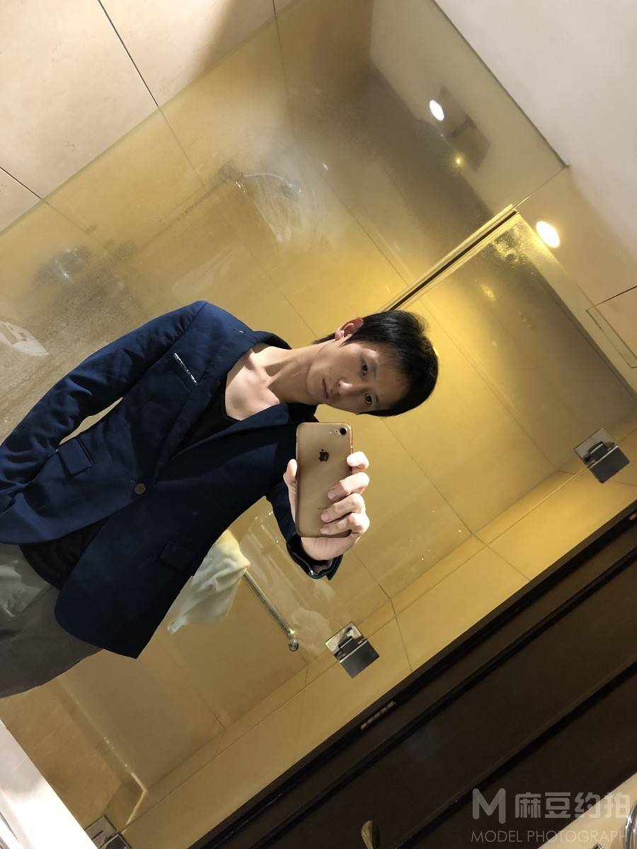 纪实模特