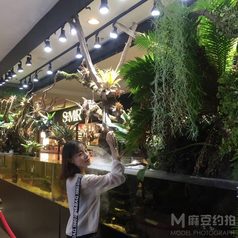 少女模特