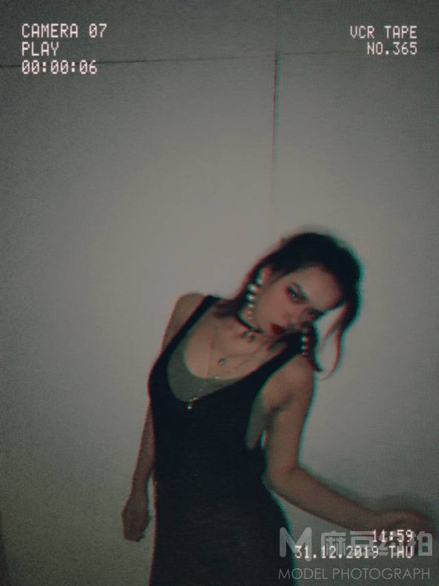 暗黑模特