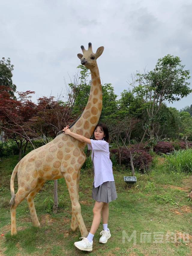 校园模特