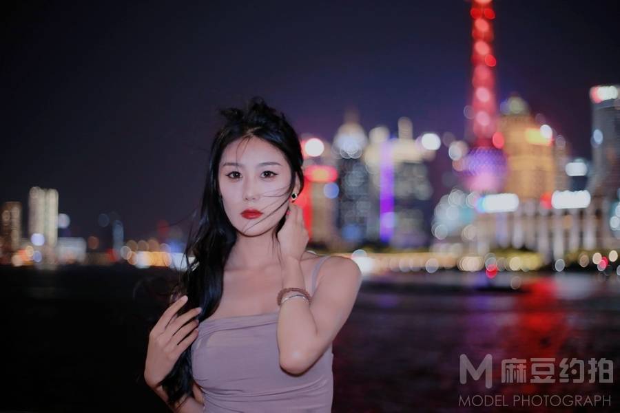夜景模特