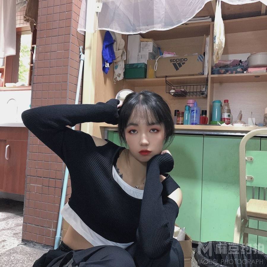 暗黑模特