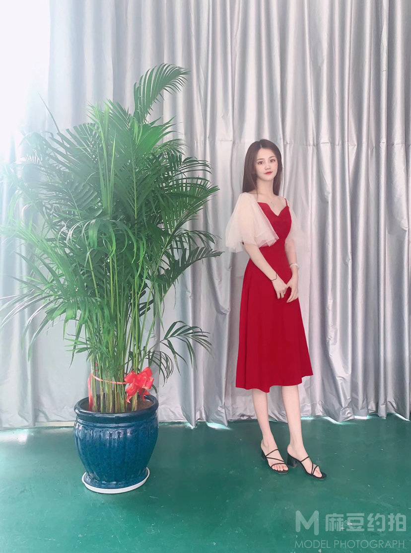 清新模特