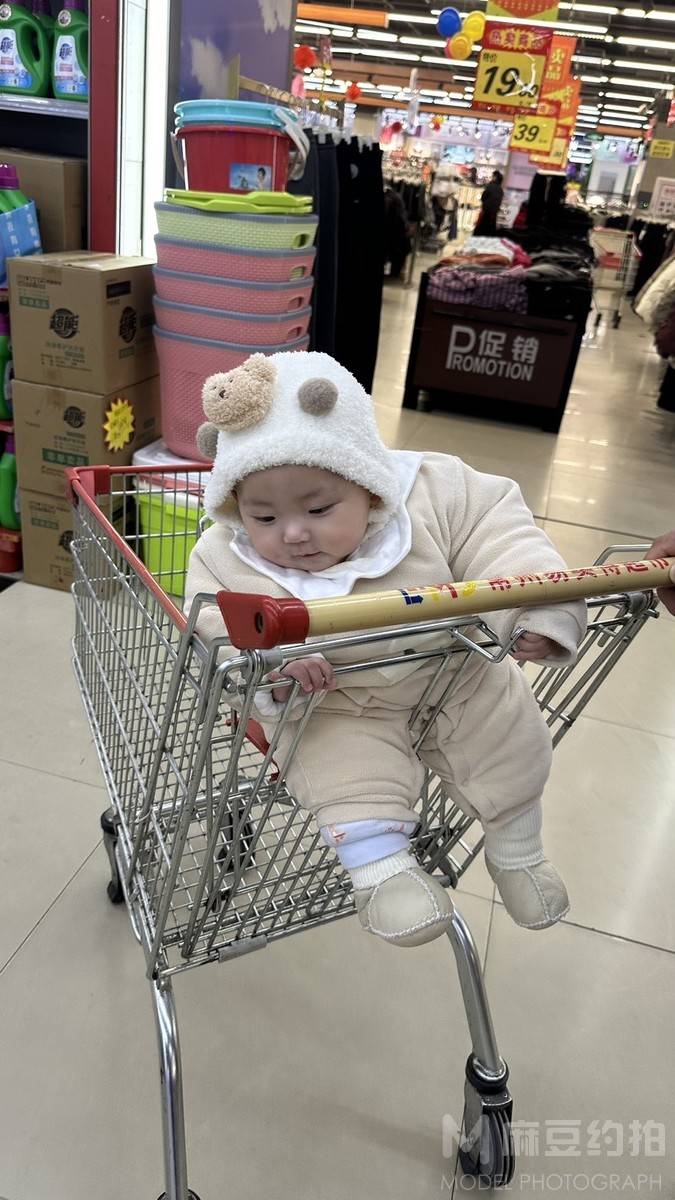 纪实模特