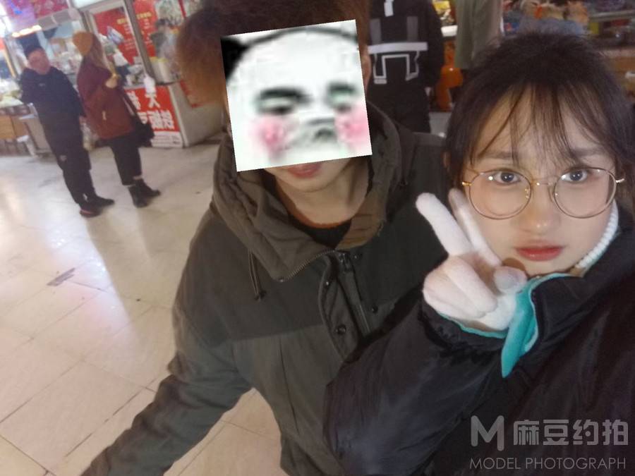 校园模特