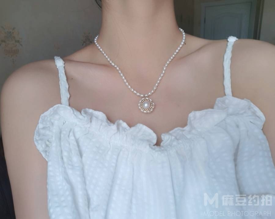 宝丽来模特