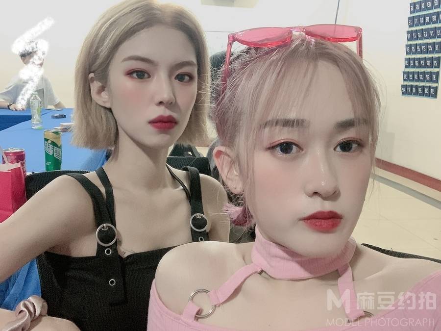 妆容模特