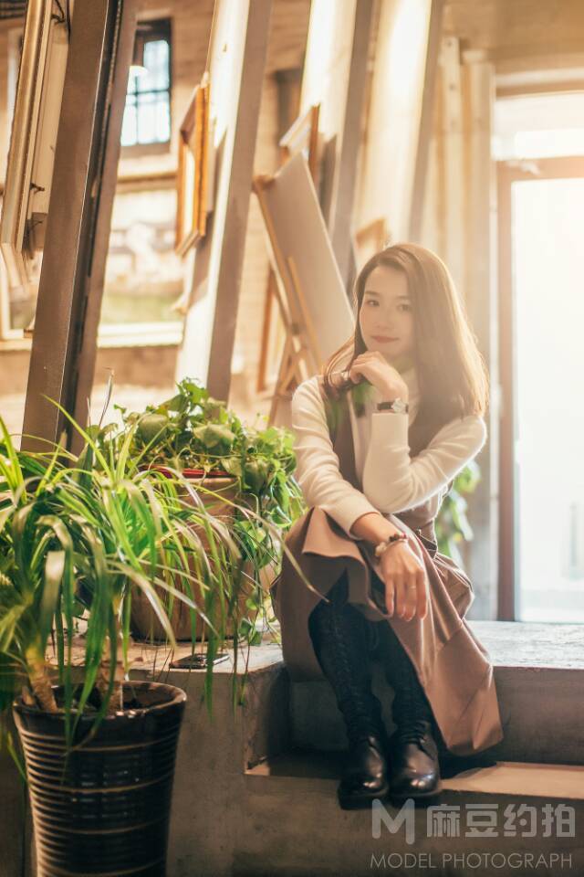情绪模特