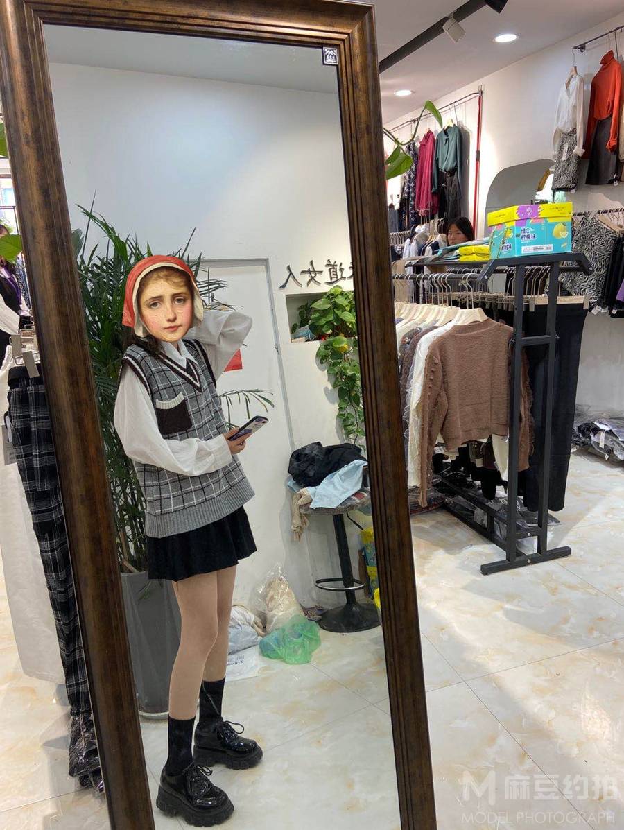 校园模特