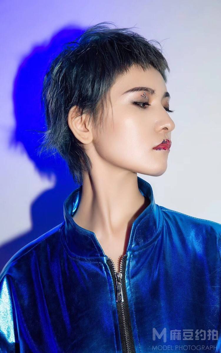 暗黑模特