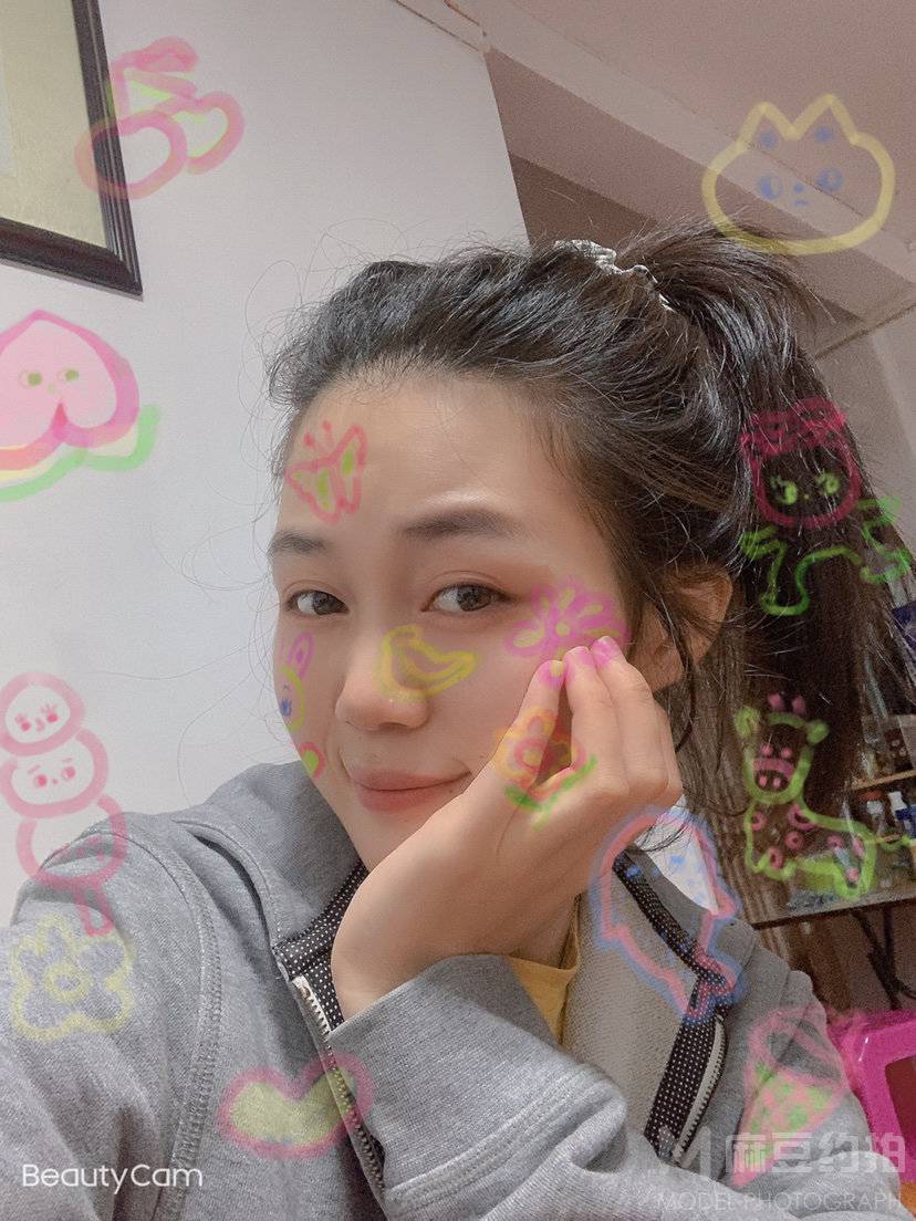 清新模特