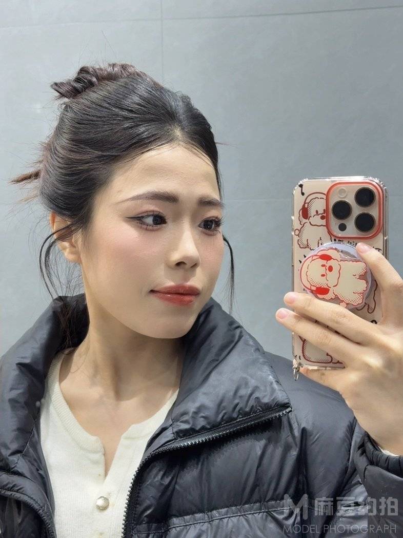 妆容模特