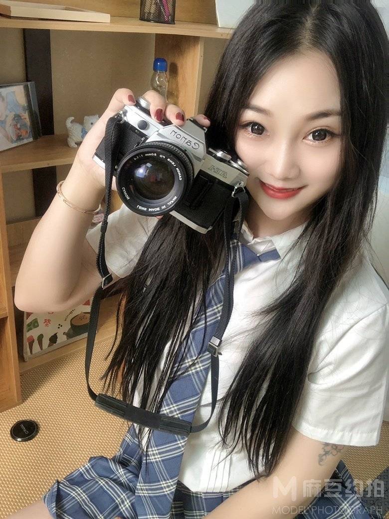 黑白模特
