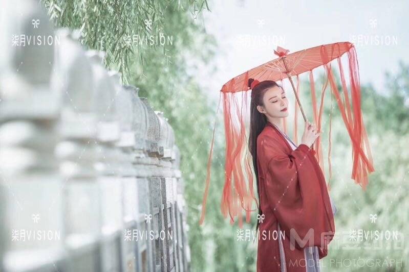 汉服模特