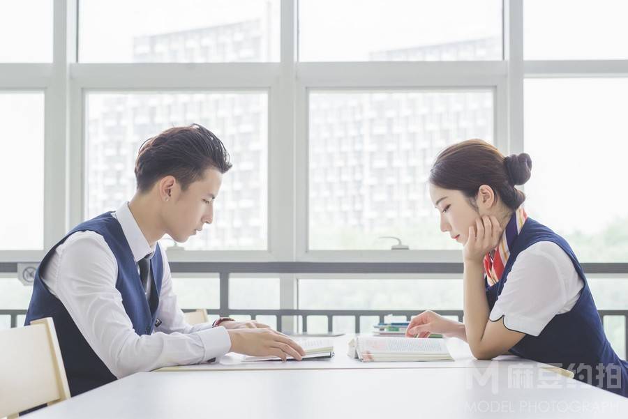 情侣模特