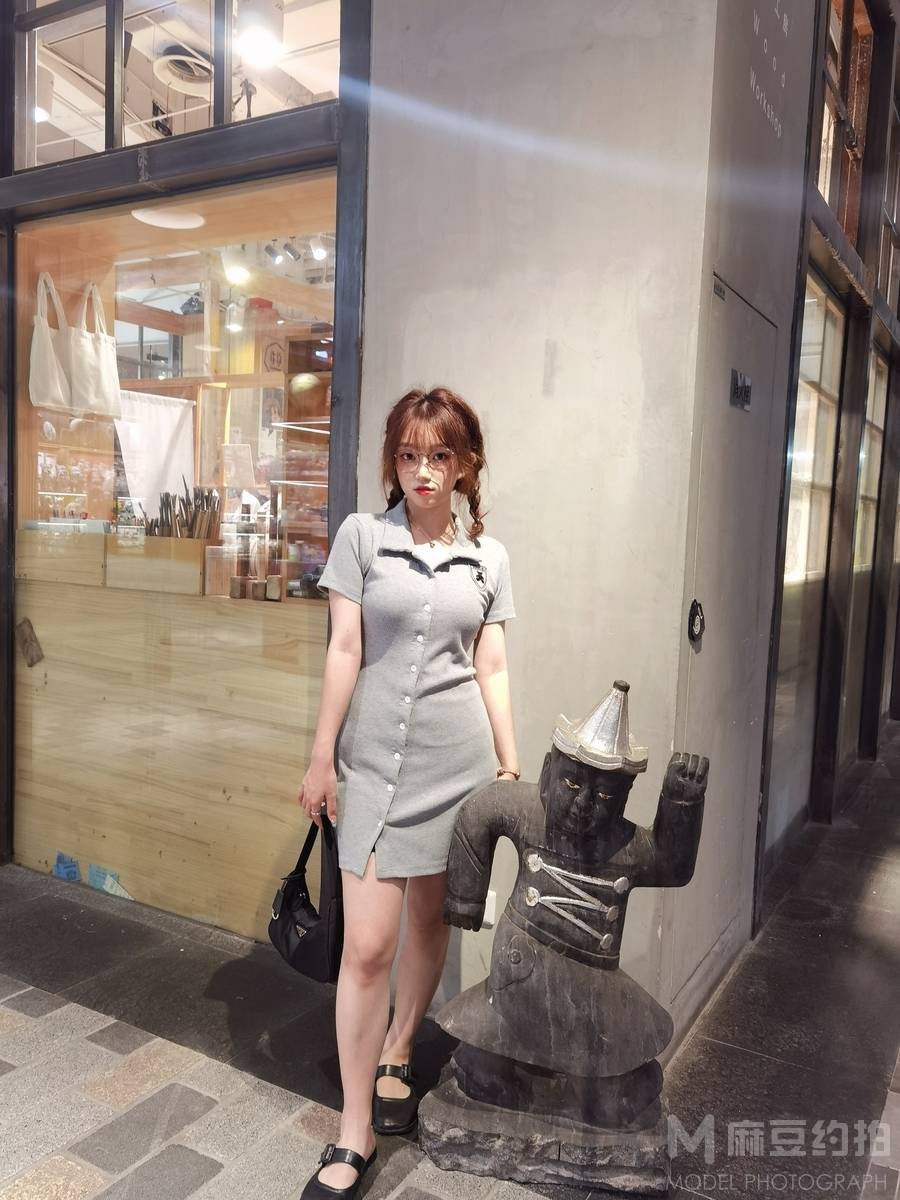 胶片模特
