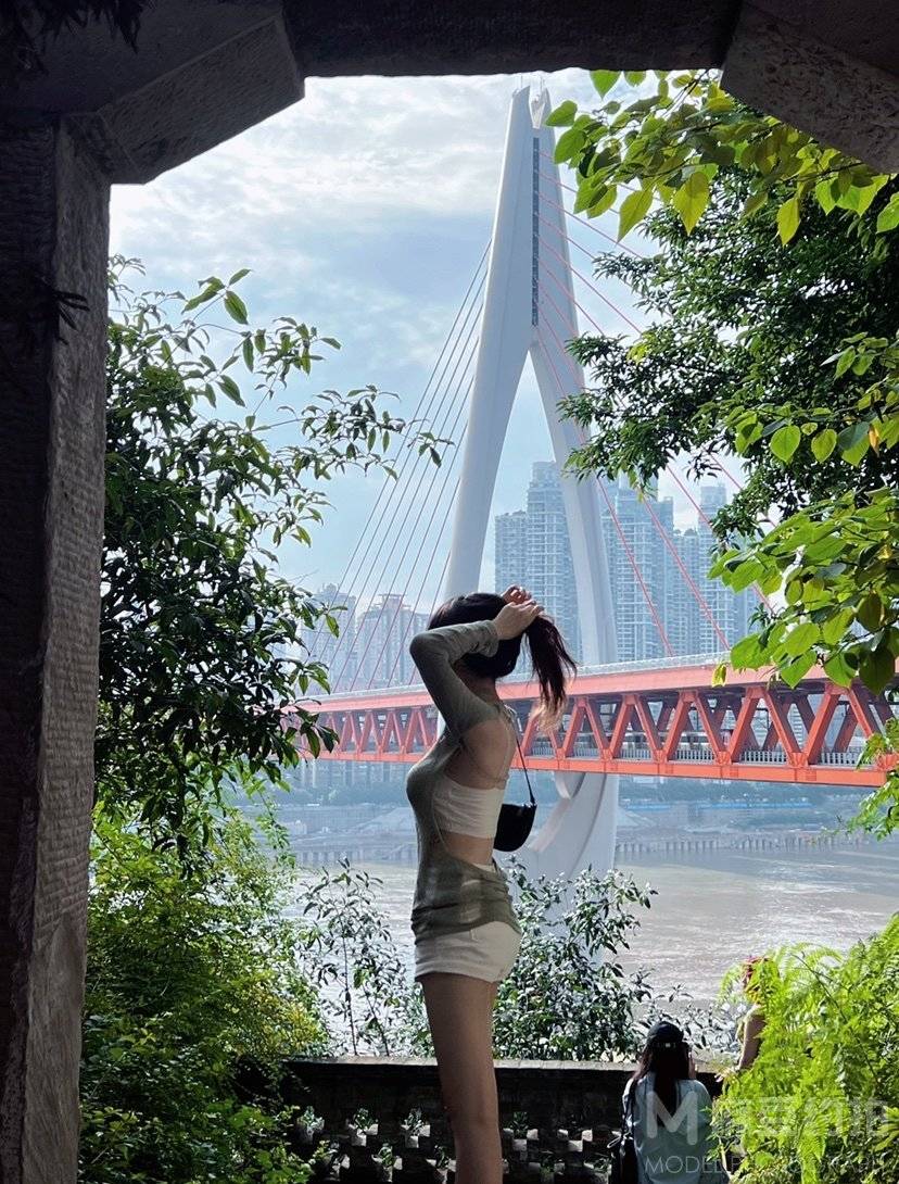 胶片模特