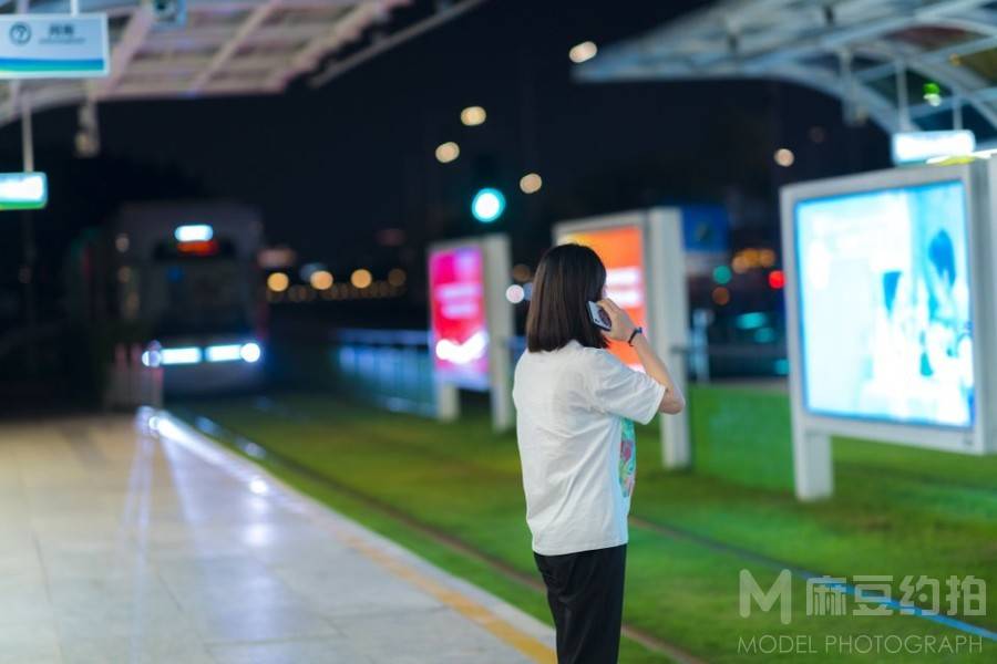 夜景模特
