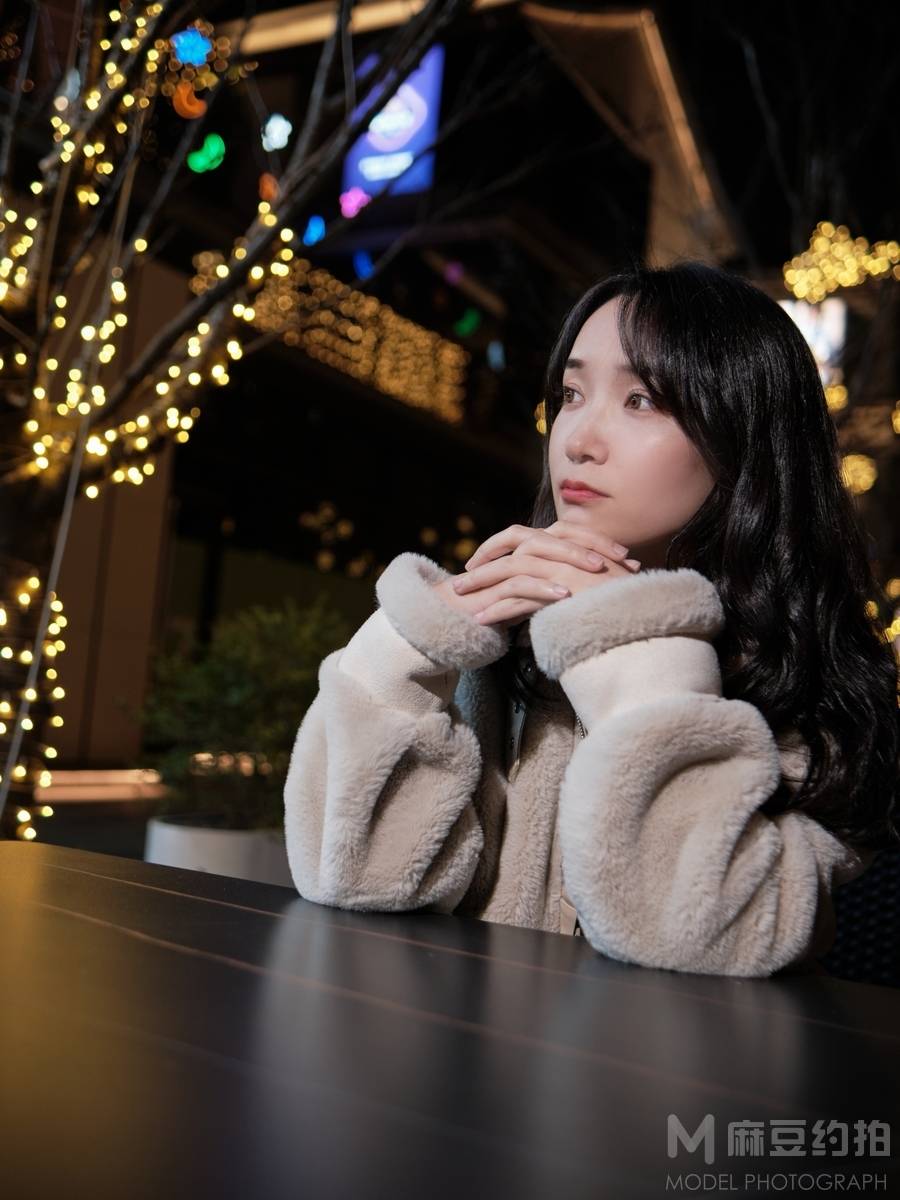 夜景模特