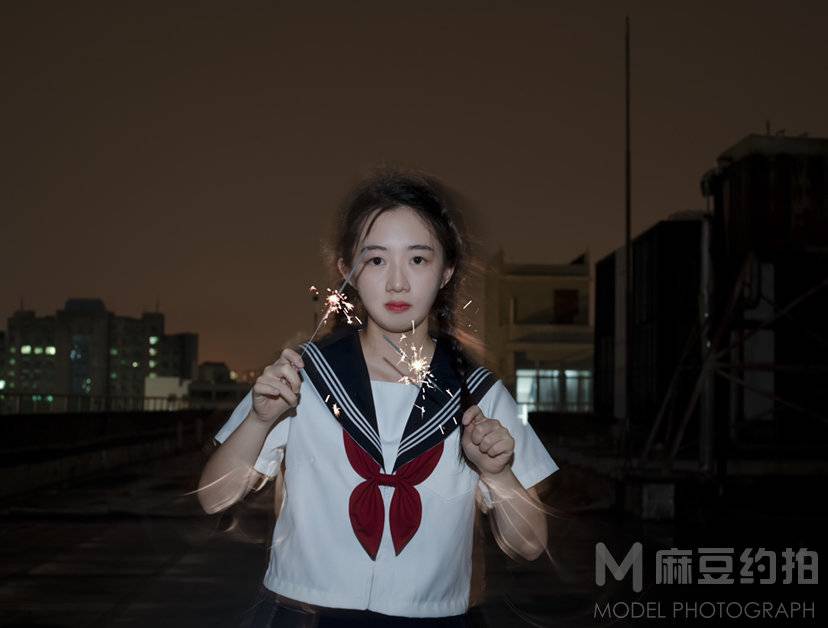 夜景模特