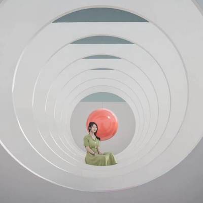 情绪模特