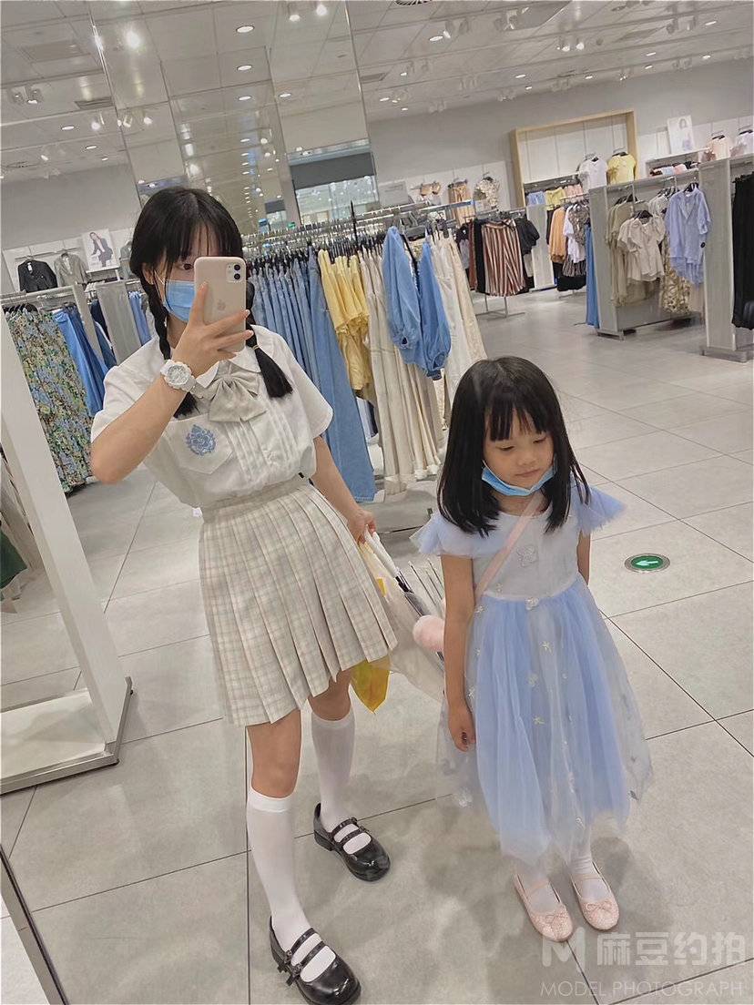 校园模特