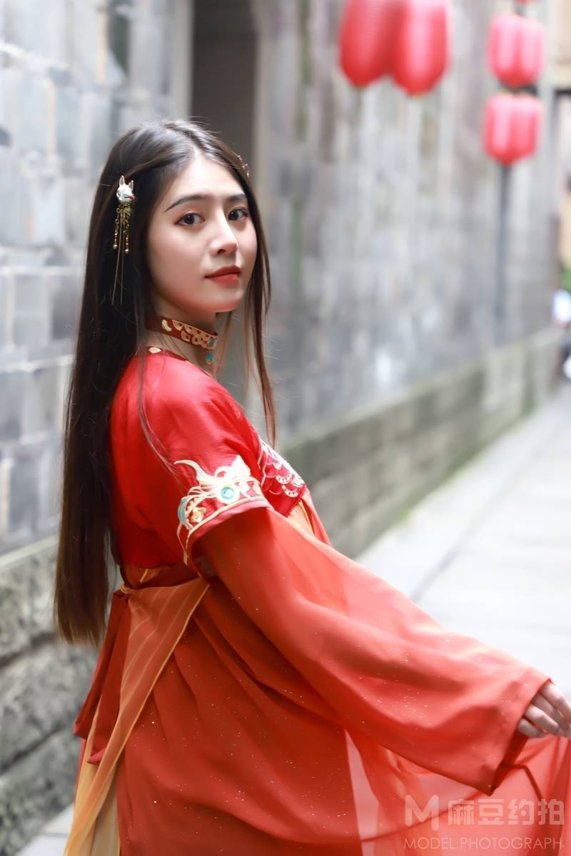 汉服模特