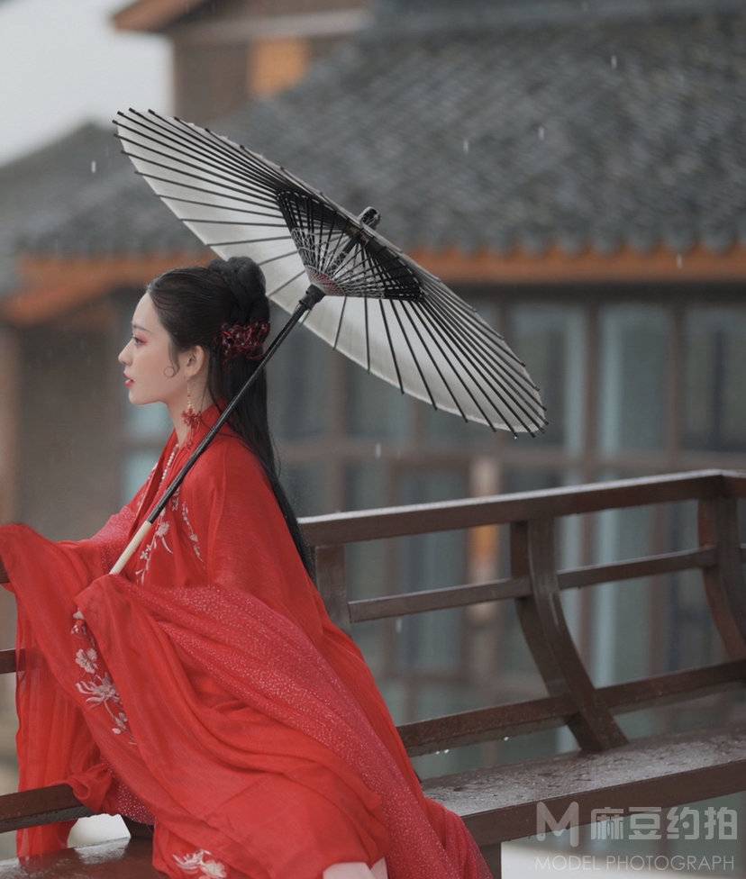 汉服模特