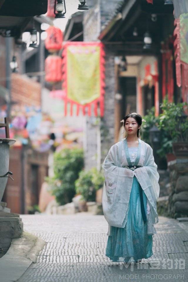 汉服模特